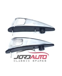 Pilotos sobre aleta SEAT 600 N . El juego.